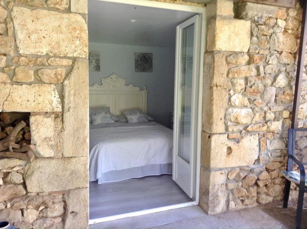 The Gatehouse At The Old Forge Villa Feuillade Екстериор снимка
